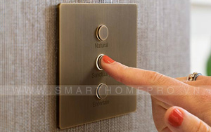 Điều khiển một chạm phím nhấn trên tường